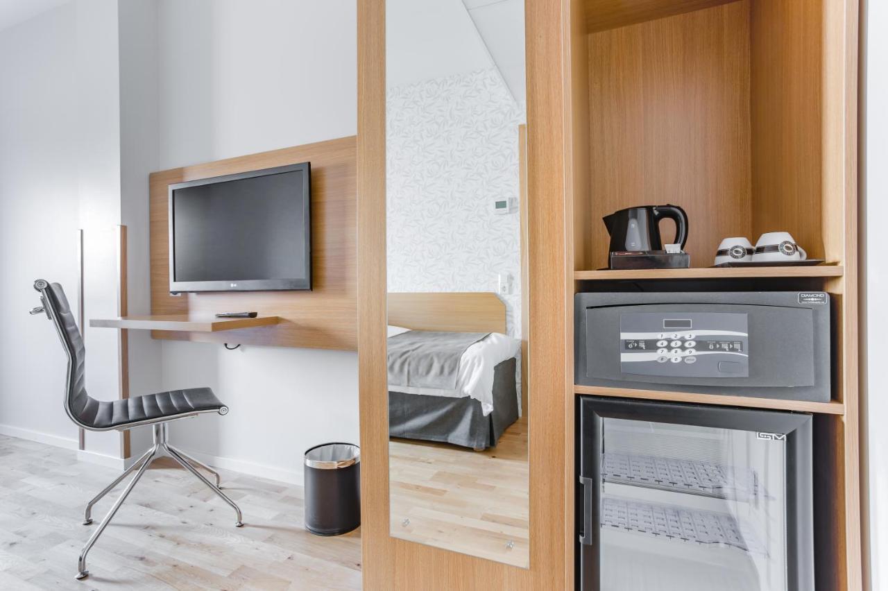 Hotel Spekeroed Stenungsund Bagian luar foto