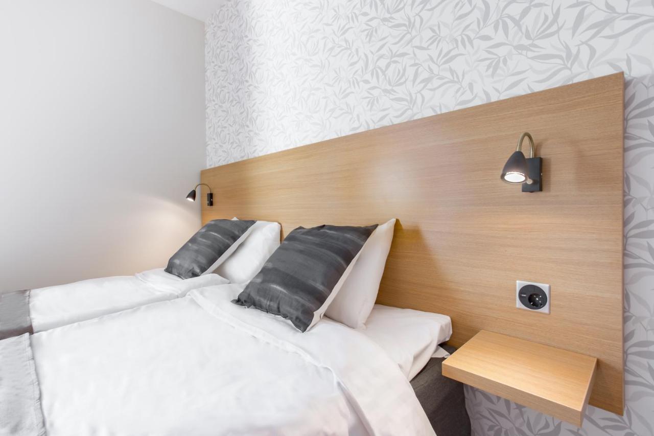 Hotel Spekeroed Stenungsund Bagian luar foto